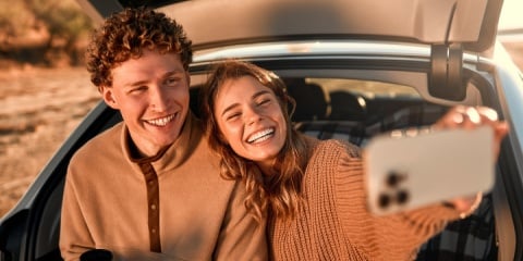What’s Your Dating Vibe: Chill, Intense, or In-Between Quiz