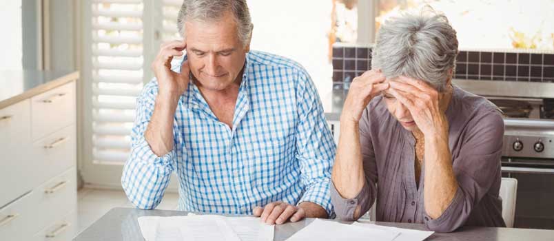 Difference in Online Dating Behaviors Between Women and Men