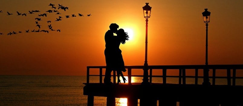 Benefits of an Emotional Connection Between Two Loving Partners