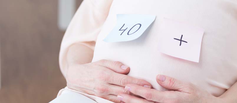 Getting Pregnant After 40: Benefits and Risks