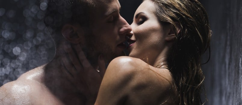 She's Your Aphrodite, Be Her Adonis: 5 Ways To Remind Her You're The Man Of Her Dreams