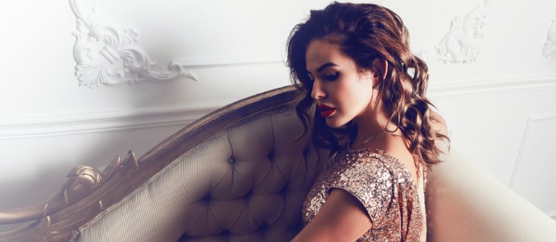 She wants to look like a diva She wants to look like a diva