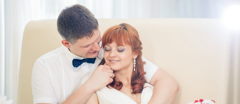 Stop-motion wedding photo film