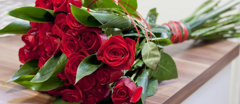 Red roses also symbolize courage Red roses also symbolize courage