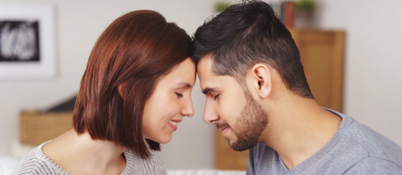 Questions to Improve Emotional Intimacy in Your Relationship