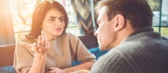 woman gaslighting the man