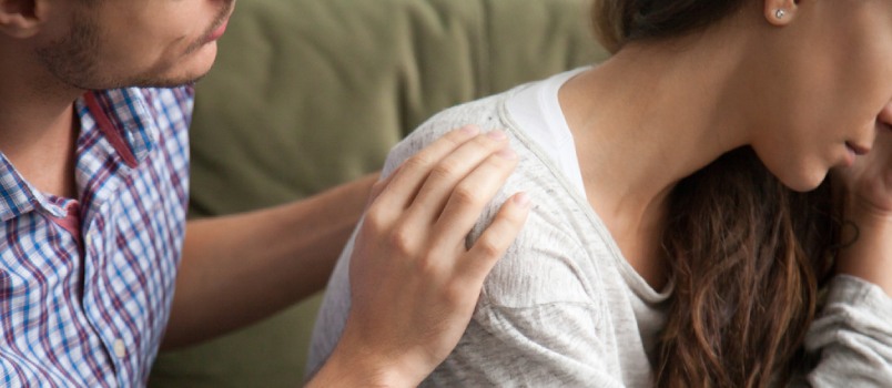 Maintain gentle physical contact Maintain gentle physical contact