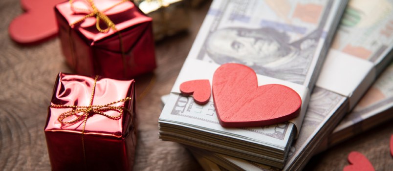 3 Financial Moves for Couples to Make on Valentine’s Day