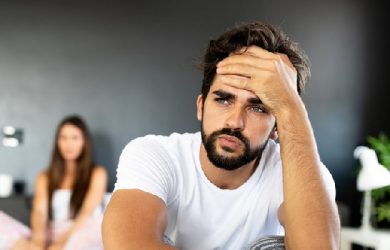 Relationship Anxiety: Causes, Symptoms, Effects & Ways to Deal With It