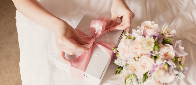 Good Wedding Gifts - What S A Good Wedding Gift Online Discount Shop For Electronics Apparel Toys Books Games Computers Shoes Jewelry Watches Baby Products Sports Outdoors Office Products Bed Bath Furniture Tools Hardware / 30+ unique wedding gift ideas for the bride and groom.