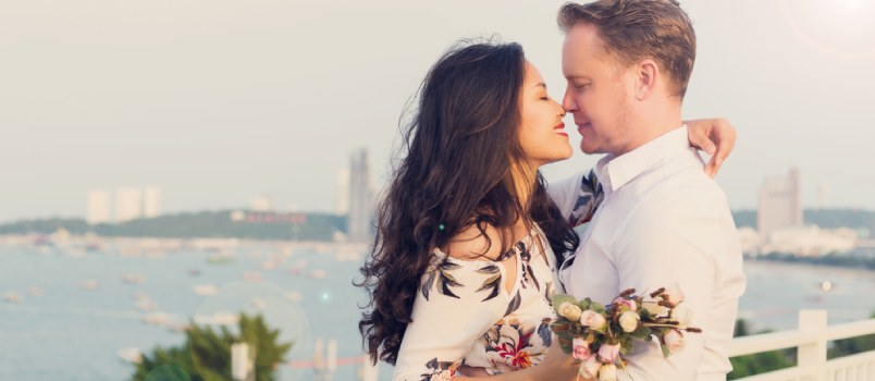 10 Tips to Staying Newlyweds Even After Years of Marriage