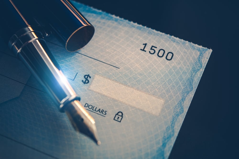 close up photo of cheque