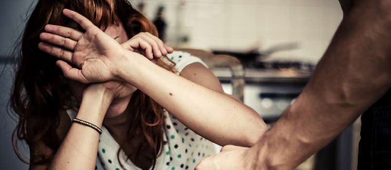 8 Reasons Why Women Tend to Stay in an Abusive Relationship