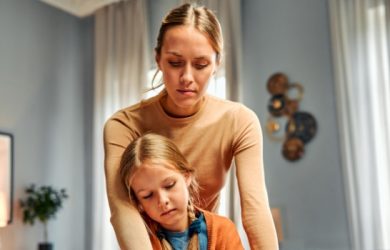 8 Parenting Mistakes Every Parent Must Avoid!