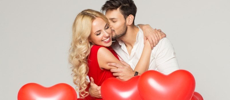 Wonderful Couple With Love Shape Balloon Studio Photograph