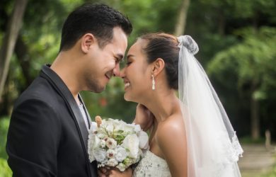 10 Signs You’re Rushing Into Marriage and Reasons to Slow Down