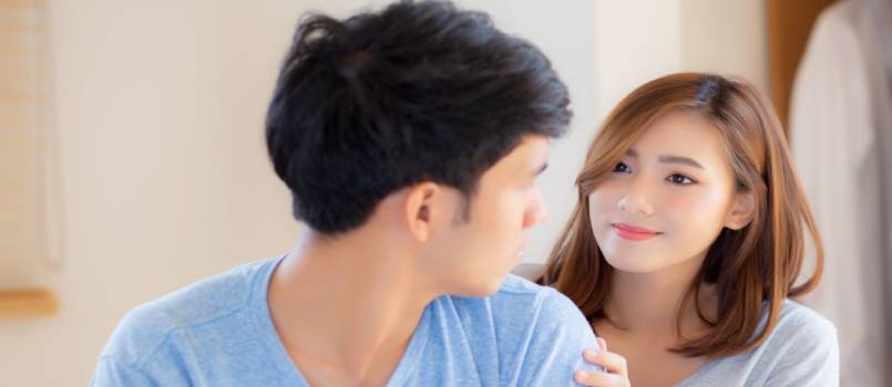 Women saying sorry to man