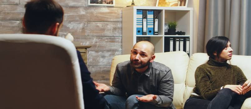 Couple counseling with therapist