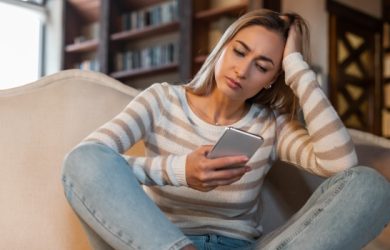 30 Breakup Text Messages to End a Relationship With Dignity