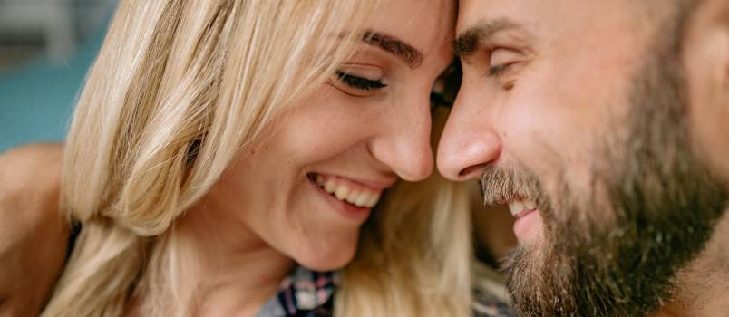 Close up of smiling couple
