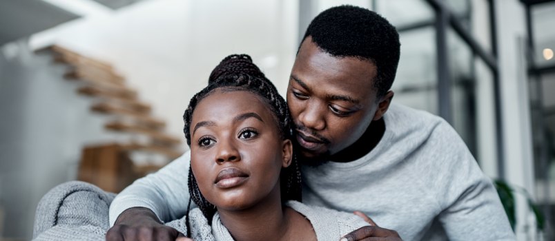 Boyfriend confronting upset girlfriend