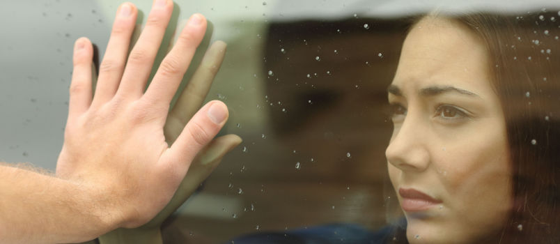 Saying goodbye before leaving