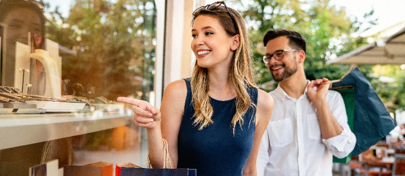 Couple doing shopping in the city 