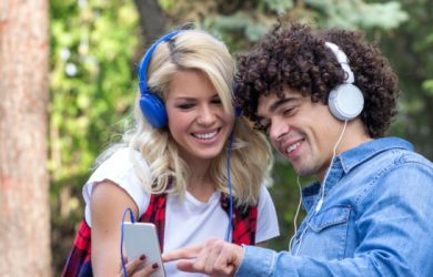 7 Ways Music Therapy Can Improve Your Relationship