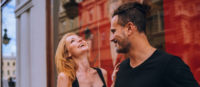 Couple on a date in city