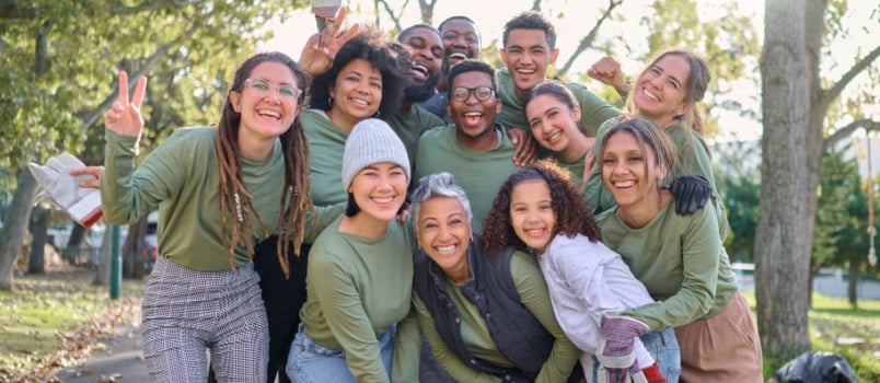 Teamwork community people cleaning park