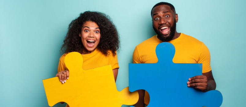 Couple playing puzzle