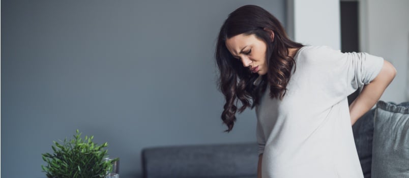 Pregnant woman having pain in her stomach