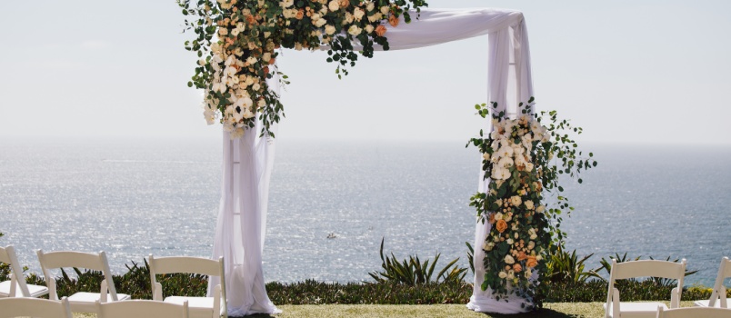 Ocean view wedding ceremony