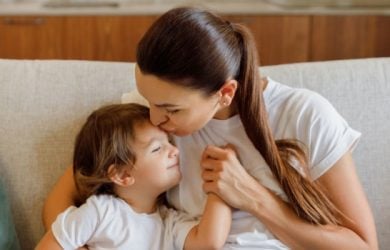 11 Things Scrunchy Moms Do Differently & Why It Works