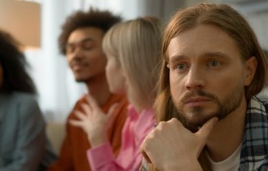 11 Common Triggers of Friendship Anxiety Explained & Ways to Cope