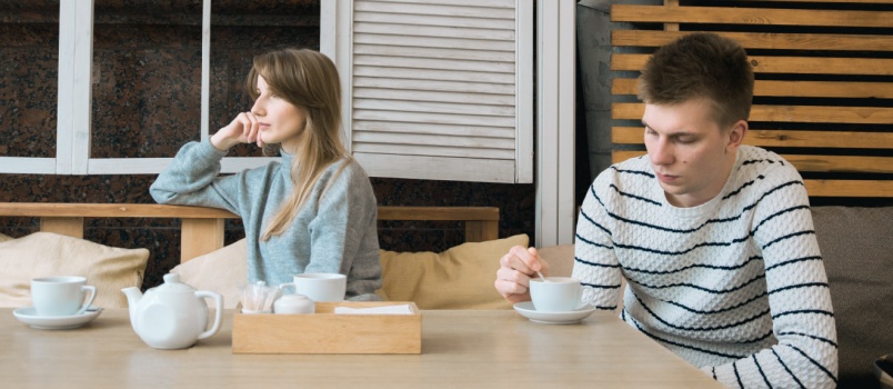 Young emotional couple having conflicts