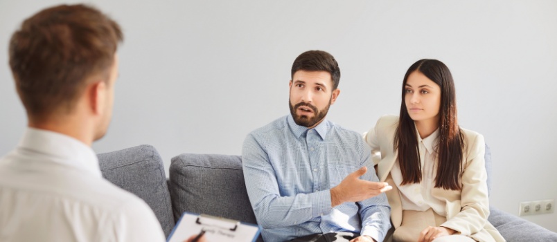 Couple having theraphy session
