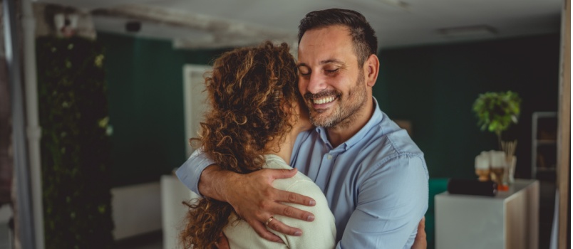 young couple hugging eacg other