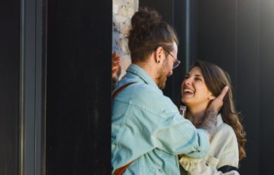 What Makes a Man Desire a Woman: 10 Things