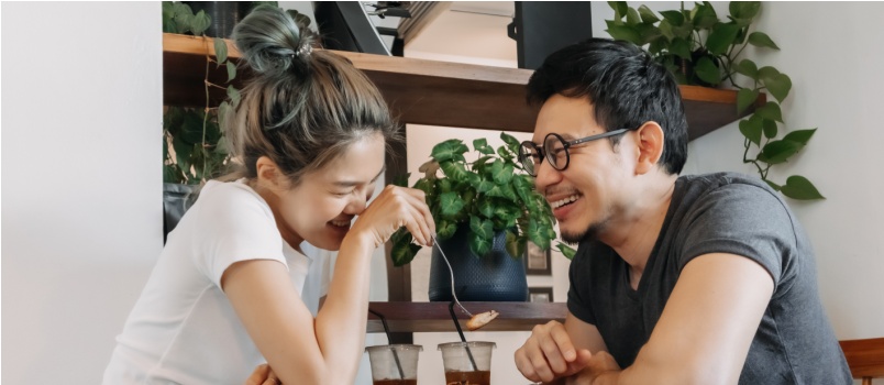 Young couople on a date 