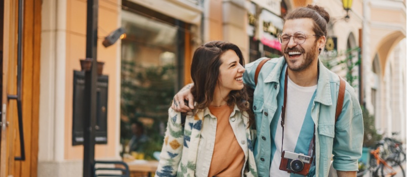 Couple enjoying in city