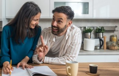 7 Journaling Techniques in Therapy Couples Therapists Suggest