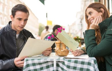 What Does Caspering Mean? 7 Signs You’re Being Caspered