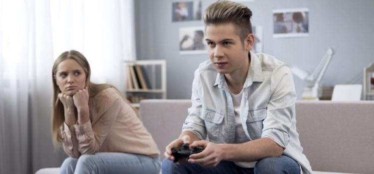 Things Couples Do During the Quarantine for Maintaining Relationships