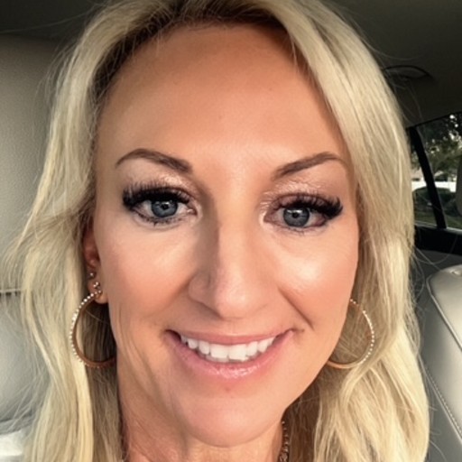 Chelsey McManus,  Lutz, fl