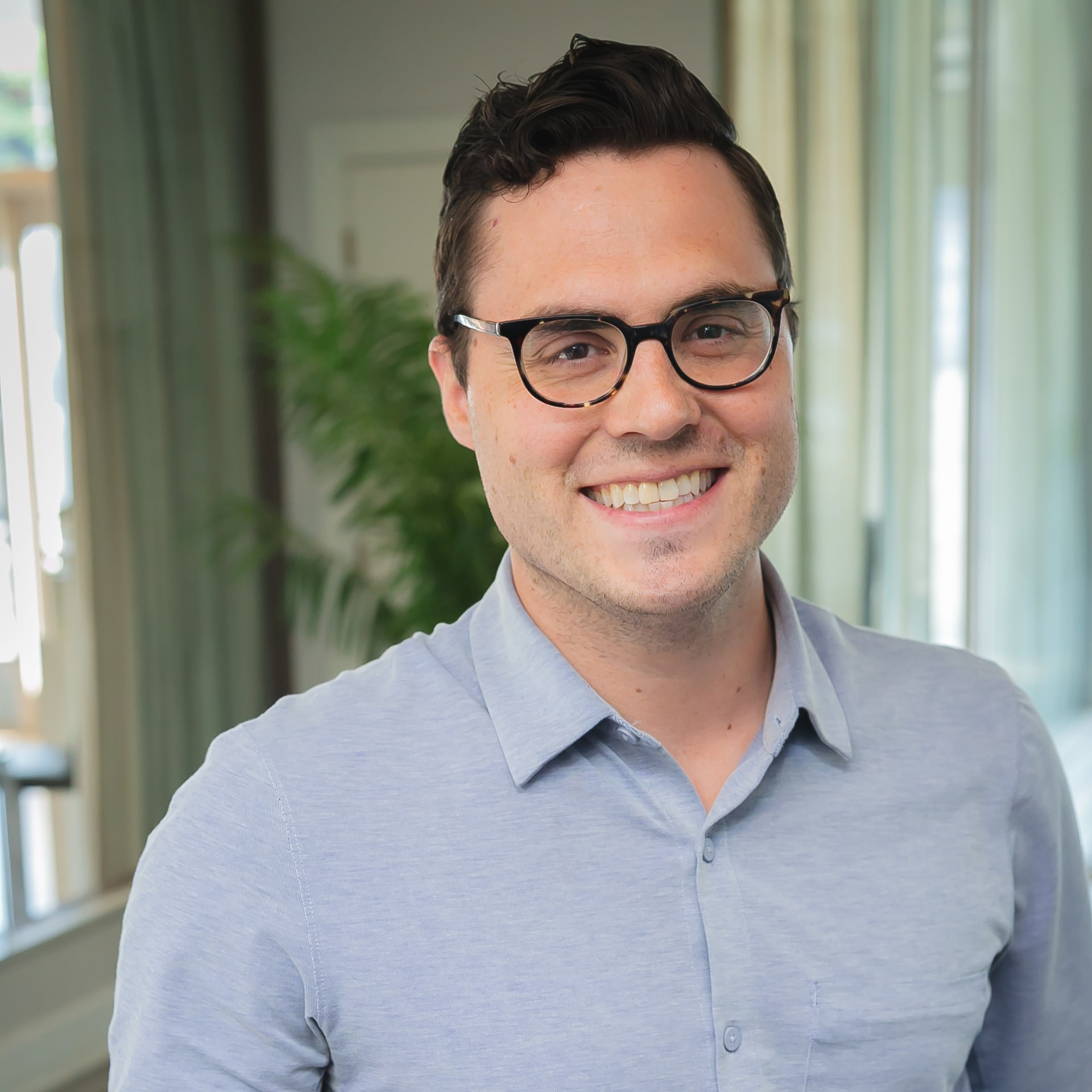 author-peofile-photo